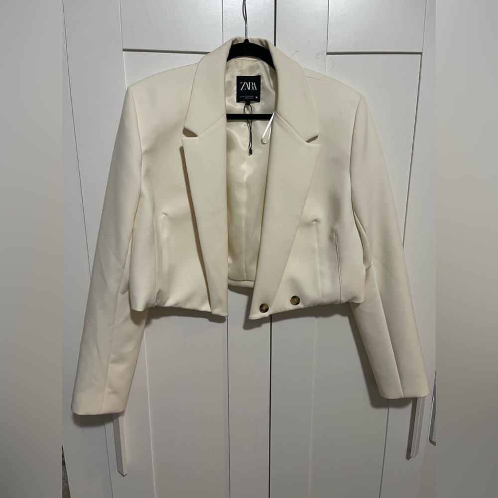 ZARA white crop one button blazer - NEW - cream/white cropped blazer - XL